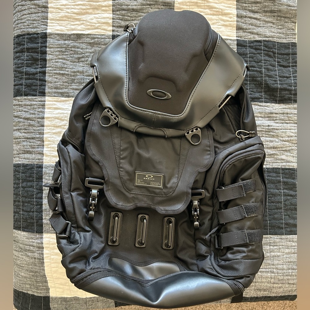 Oakley Kitchen Sink Backpack
